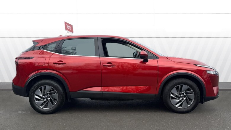 Nissan Qashqai 1.3 DiG-T MH Acenta Premium 5dr Petrol Hatchback